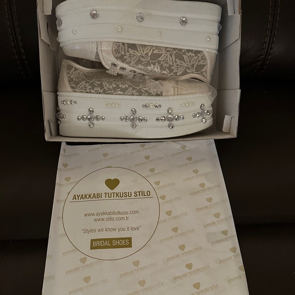 Personalized Customized Bridal / Event Shoes - Picture 3 of 9